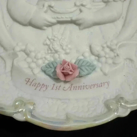 Precious Moments Happy 1st Anniversary Commemorative Plate 1995 - Picture 2 of 9